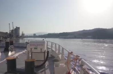 Sbarcati a Savona i 146 migranti soccorsi dalla Life Support di Emergency