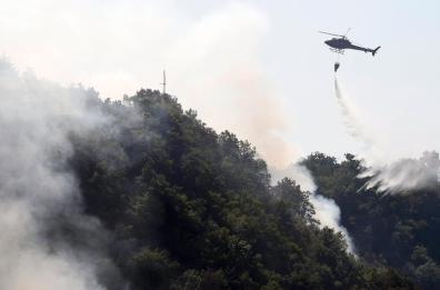 Albania, emergenza incendi, almeno un morto