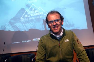 Guerra tra alpinisti,Moro contro Confortola:'bugie su 8.000'