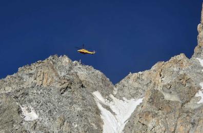 Precipita sul Monte Bianco, morto alpinista