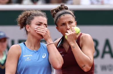 Tennis: Errani-Paolini eliminate in semifinale a Cincinnati