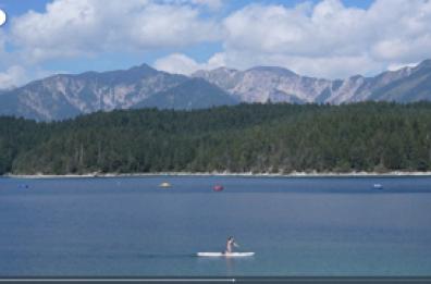 Germania, al lago Eibsee uno spettacolo da "Caraibi bavaresi"