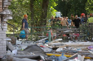 Kiev, salgono a 14 le vittime, ancora 10 dispersi