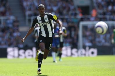 Calcio, media: Isak dal Newcastle al Liverpool per cifra record