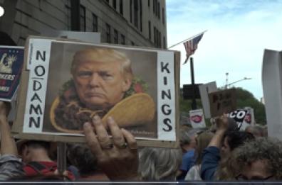 New York, manifestazione anti-Trump in occasione del Labor Day