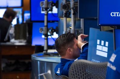 Borsa: Europa sale coi dati Usa, recuperano i bond