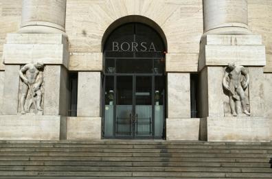 Borsa: Milano apre in rialzo dello 0,14%