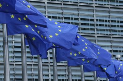 Ue, Usa attuino rapidamente riduzione dei dazi concordata
