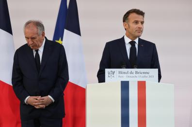 Macron 'prende atto', nomina successore nei prossimi giorni