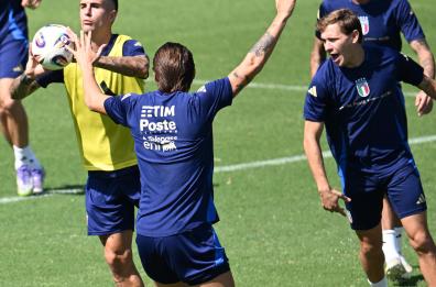 Mondiali: Israele-Italia, azzurri in avanti con Retegui-Kean