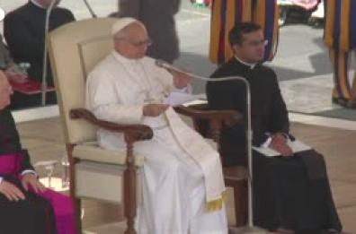 Il Papa: "Vicino alla gente di Gaza, condizioni inaccettabili"