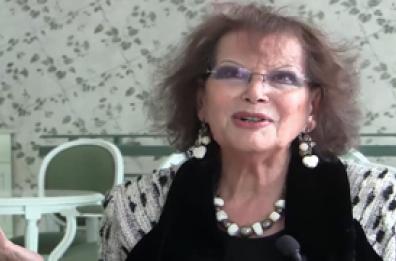 Cardinale: "Io bambina? Facevo a pugni con i maschi..."