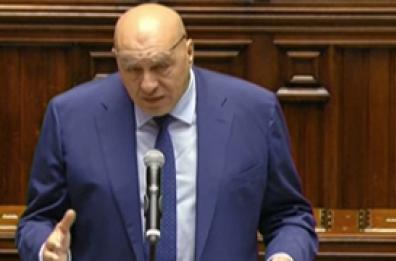 Flotilla sotto attacco, Crosetto: "Non possiamo garantirne la sicurezza"