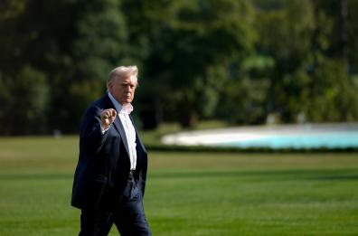 Trump parteciperà al vertice dei generali martedì