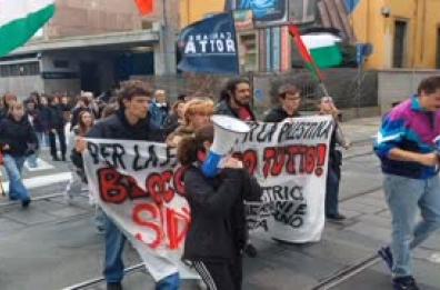 Protesta pro Palestina degli studenti a Torino