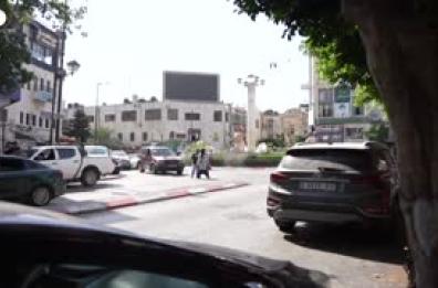 A Ramallah palestinesi appogiano la risposta Hamas all'accordo di pace di Trump