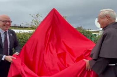 Svelata la statua di San Francesco al Padiglione Italia di Expo. L'anno prossimo il 4 ottobre sarà festa nazionale