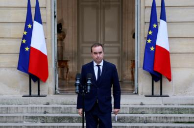 Macron nomina di nuovo Lecornu premier