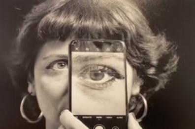 180 autoritratti di pazienti e operatori, cosi' la fotografia abbatte i pregiudizi sulla salute mentale
