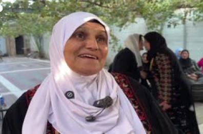 I palestinesi liberati dalle carceri israeliane arrivano a Jenin