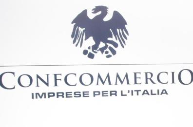 Dal 2011 l'Italia ha perso 193mila imprese giovani del commercio