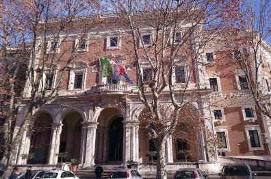 Tagli ministeri, oltre 7 miliardi in 3 anni, Mit più colpito