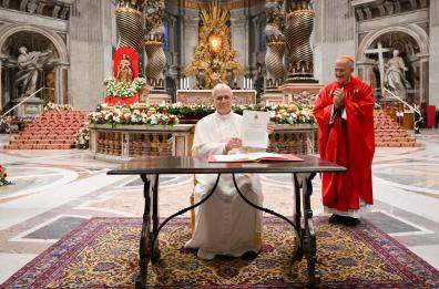 Il Papa agli educatori, "disarmate le parole" Il Papa agli educatori, "disarmate le parole"