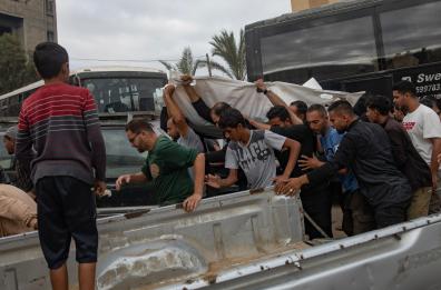 Fonti Gaza, oltre 100 morti nei raid di Israele