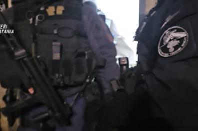 Catania, ex pentito a capo di una banda di rapinatori: 5 arresti Catania, ex pentito a capo di una banda di rapinatori: 5 arresti