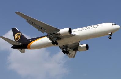 Aereo cargo si schianta in Kentucky Aereo cargo si schianta in Kentucky