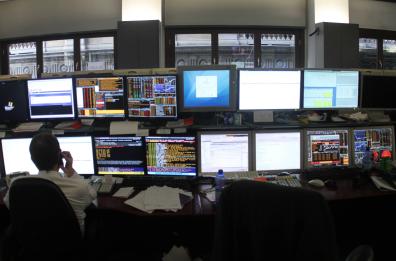 Lo spread Btp-Bund apre in rialzo a 75 punti Lo spread Btp-Bund apre in rialzo a 75 punti