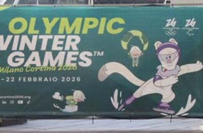 Milano-Cortina, il cantiere degli studi della tv internazionale in piazza del Duomo