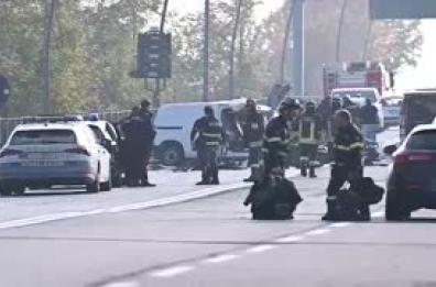 Scontro tra auto sulla tangenziale sud di Bergamo, due morti