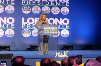 Meloni: "Sinistra ai margini della politica per supponenza" Meloni: "Sinistra ai margini della politica per supponenza"