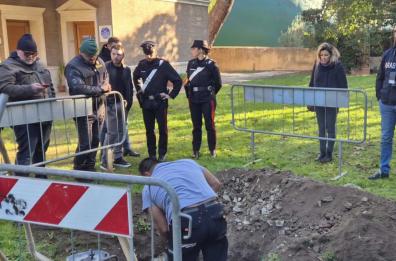 Ripresi scavi alla Casa del Jazz, ruspa in azione