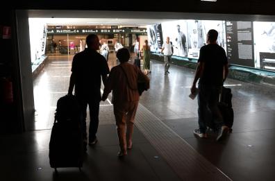 Oggi voli a rischio, stop EasyJet e Volotea