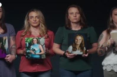 Le vittime di Epstein chiedono la pubblicazione di tutti i dossier