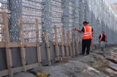 Libano, muri in costruzione al confine con Israele