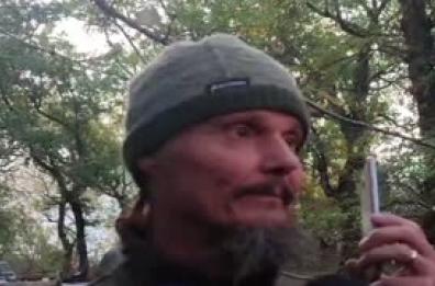 Figli allontanati dalla famiglia nel bosco, il padre: "Allora torniamo in Australia" Figli allontanati dalla famiglia nel bosco, il padre: "Allora torniamo in Australia"