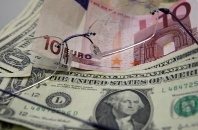 Euro stabile, scambiato a 1,1597 dollari