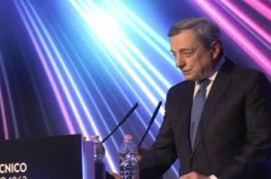 Draghi: "Se l'Europa non sviluppa l'IA rischia stagnazione"
