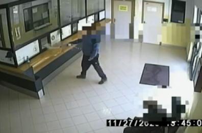 Gioia Tauro, appicca incendi in un cantiere e al Comune: arrestato Gioia Tauro, appicca incendi in un cantiere e al Comune: arrestato