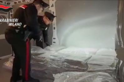 Intercettato camion con 480 chili di hashish, tre arresti