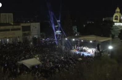 Betlemme accende l'albero di Natale: luci e speranza dopo la guerra