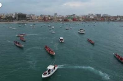 Alla Dakar Fashion Week la passerella e' il mare Alla Dakar Fashion Week la passerella e' il mare