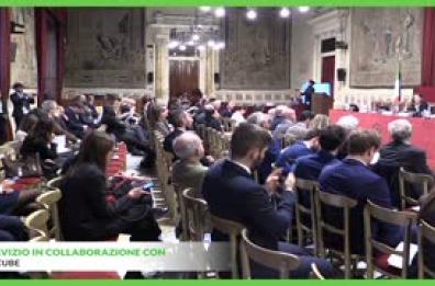 Digitale e IA in sanita', il 64% degli italiani e' fiducioso ma serve regolamentazione Digitale e IA in sanita', il 64% degli italiani e' fiducioso ma serve regolamentazione