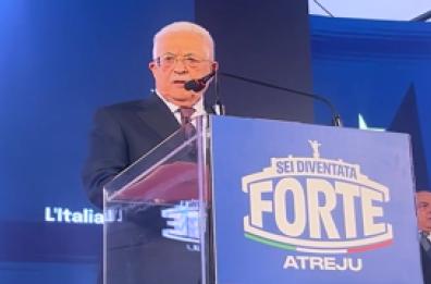 Roma, il presidente dell'Anp Abu Mazen parla dal palco di Atreju Roma, il presidente dell'Anp Abu Mazen parla dal palco di Atreju