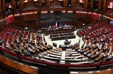 S&igrave; della Camera alla fiducia sulla manovra