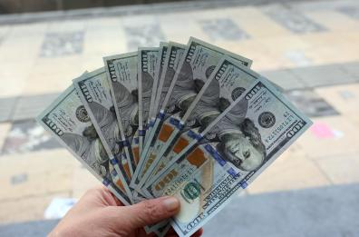 Euro poco mosso, scambiato a 1,1779 dollari