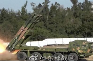 Esercitazione cinese con lancio di missili nello Stretto di Taiwan